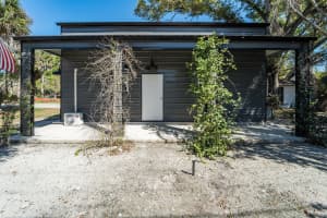 4233 SW 1st St St SW, Vero Beach, FL 32968, Vero Beach, FL 32968 - MLS#B26000606