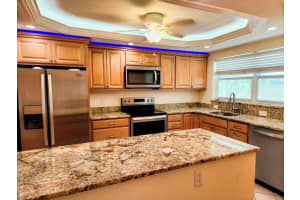 2008 Federal Highway, Boynton Beach, FL 33435 - MLS#B26000609