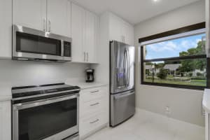 12911 Briarlake 202, Palm Beach Gardens, FL 33418, Palm Beach Gardens, FL 33418 - MLS#B26000636