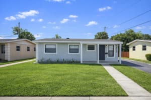 1412 9th Street, West Palm Beach, Fl 33401, West Palm Beach