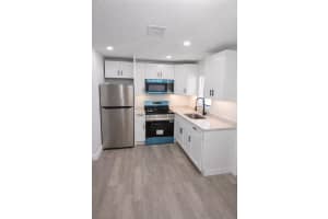 1412 9th St, West Palm Beach, FL 33401, West Palm Beach, FL 33401 - MLS#B26000646