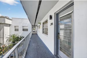 944 Normandy Trail, Delray Beach, FL 33484 - MLS#B26000662