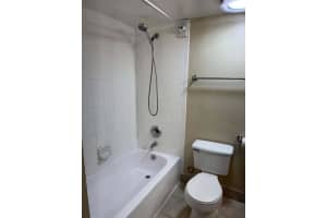 4151 N Haverhill Rd, West Palm Beach, FL 33417, West Palm Beach, FL 33417 - MLS#B26000681