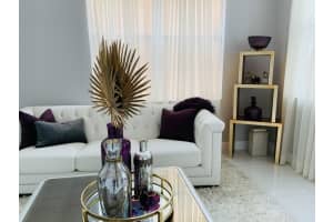 532 Gazetta Way, West Palm Beach, FL 33413 - MLS#B26000684