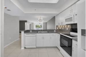 5842 Crystal Shores 205, Boynton Beach, FL 33437, Boynton Beach, FL 33437 - MLS#B26000690