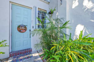 2922 Port Royale Lane, Fort Lauderdale, FL 33308 - MLS#B26000693