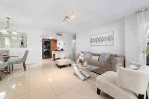 702 Sunny Pine Way, Greenacres, FL 33415 - MLS#B26000705