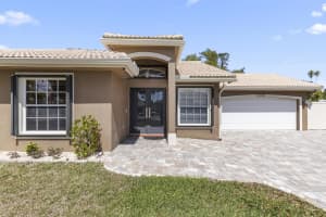 12455 7th Place, Davie, FL 33325 - MLS#B26000724