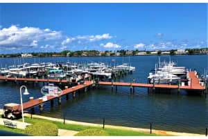 145 Yacht Club Way 304, Hypoluxo, Fl 33462, Hypoluxo