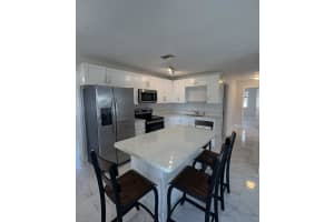 5620 Hobart Ave, West Palm Beach, FL 33405, West Palm Beach, FL 33405 Sold 04/17/26