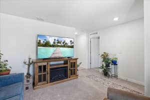 542 Mimosa St SW, Palm Bay, FL 32908, Palm Bay, FL 32908 - MLS#B26000764