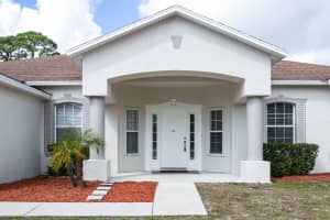 1722 SW Anderson St, Port St. Lucie, FL 34953, Port Saint Lucie, FL 34953 - MLS#B26000787