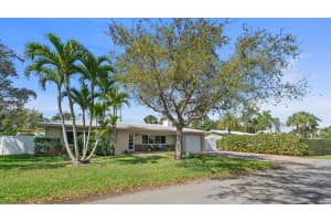 2549 NE 27th Ave, Fort Lauderdale, FL 33305, Fort Lauderdale, FL 33305 - MLS#B26000803