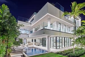 237 Elwa Place, West Palm Beach, FL 33405 - MLS#B26000842