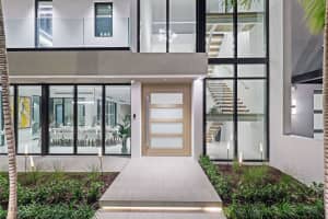 237 Elwa Place, West Palm Beach, FL 33405 - MLS#B26000842