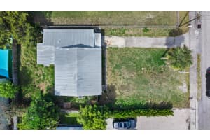 820 SW Palm City Rd, Stuart, FL 34994, Stuart, FL 34994 - MLS#B26000897