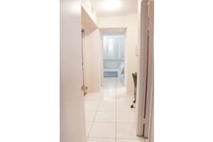 1690 NE 191st St 408-1, Miami, FL 33179, Miami, FL 33179 - MLS#B26000924