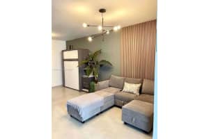 488 NE 18th St 503, Miami, FL 33132, Miami, FL 33132 - MLS#B26000961