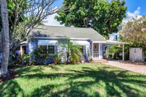 8 Surf Road, Boynton Beach, FL 33435 - MLS#B26000984