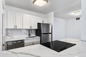 2555 NE 11th Street St NE 202, Fort Lauderdale, FL 33304, Fort Lauderdale, FL 33304 - MLS#B26000994