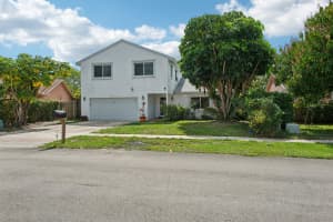 8404 SW 20th St, North Lauderdale, FL 33068, North Lauderdale, FL 33068 - MLS#B26001005