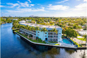 801 NE 18th Ct Apt 111, Fort Lauderdale, FL 33305, Fort Lauderdale, FL 33305 - MLS#B26001027