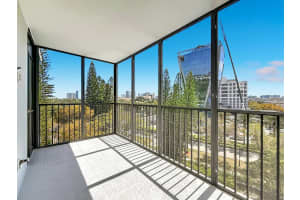 20100 W Country Club Drive 707, Aventura, Fl 33180, Aventura