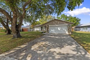 2489 SE Grand Dr, Port St. Lucie, FL 34952, Port St Lucie, FL 34952 - MLS#B26001101