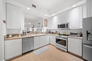 34 Harbour Isle Drive, Fort Pierce, FL 34949 - MLS#B26001115