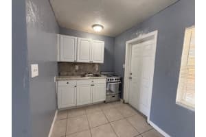 1913 Division Ave, West Palm Beach, FL 33407, West Palm Beach, FL 33407 - MLS#B26001143