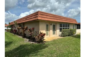 5725 Fernley Dr Dr E 40, West Palm Beach, FL 33415, West Palm Beach, FL 33415 - MLS#B26001145