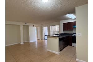 7640 Westwood Drive, Tamarac, FL 33321 - MLS#B26001259