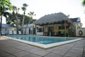 1906 Ocean Drive, Fort Pierce, FL 34949 - MLS#B26001268