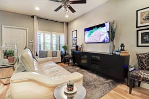 400 Lake Monterey Circle, Boynton Beach, FL 33426 - MLS#B26001270