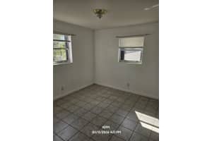 919 Selkirk Street, West Palm Beach, FL 33405 - MLS#B26001274