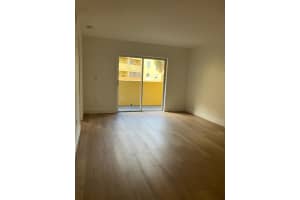 14930 Sw 82nd Terrace 16-203, Miami, Fl 33193, Miami