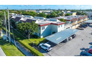 860 6th Avenue, Deerfield Beach, FL 33441 - MLS#B26001280