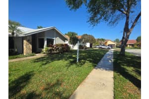 10207 NW 7th Ct, Plantation, FL 33324, Plantation, FL 33324 - MLS#B26001299