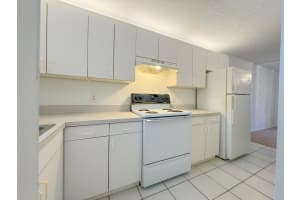 9013 NW 38th Dr 207, Coral Springs, FL 33065, Coral Springs, FL 33065 - MLS#B26001329