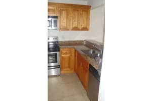 1515 Lake Crystal Dr H, West Palm Beach, FL 33411, West Palm Beach, FL 33411 - MLS#B26001386
