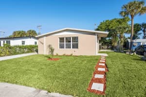 1349 9th St, West Palm Beach, FL 33401, West Palm Beach, FL 33401 - MLS#B26001416