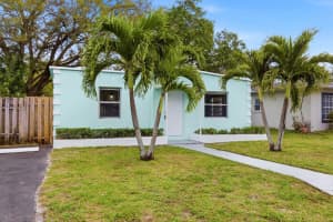 726 15th Terrace, Fort Lauderdale, FL 33311 - MLS#B26001423