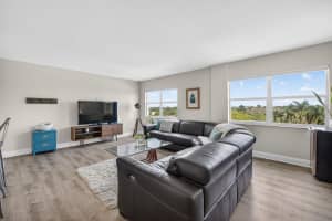 2555 11th Street, Fort Lauderdale, FL 33304 - MLS#B26001427