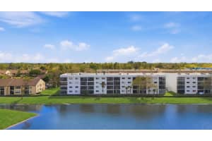 4725 Lucerne Lakes Blvd Boulevard, Lake Worth, FL 33467 - MLS#B26001451