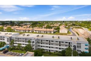 4725 Lucerne Lakes Blvd Boulevard, Lake Worth, FL 33467 - MLS#B26001451