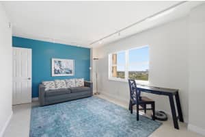 1200 Hibiscus Avenue, Pompano Beach, FL 33062 - MLS#B26001462