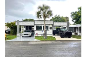 111 Alamanda Lane, Deerfield Beach, FL 33442 - MLS#B26001507