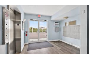 401 Jimmy Buffett Mem Highway, Satellite Beach, FL 32937 - MLS#B26001509