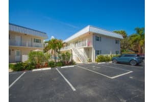 900 Jasmine Lane, Vero Beach, FL 32963 - MLS#B26001538