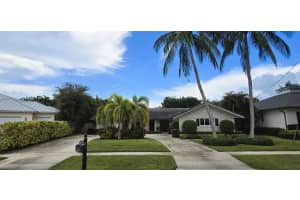 1568 Point Way, North Palm Beach, FL 33408 - MLS#B26001564